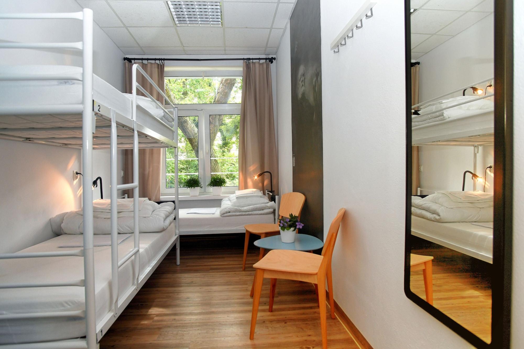 Warsaw Hostel Centrum Private Rooms & Dorms Esterno foto